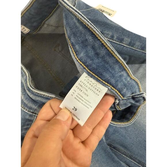 KanCan Signature Ultra High Rise Extreme Flare Jeans Medium Wash Womens 29X34 - Picture 8 of 11